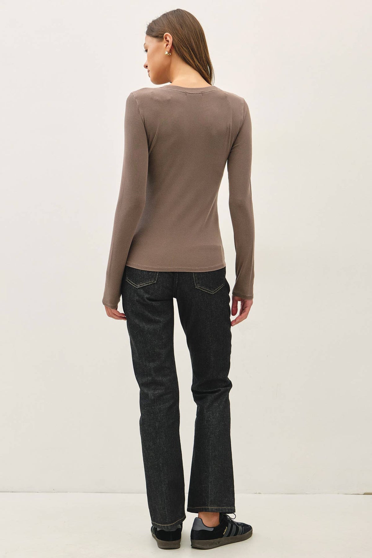 GARMENT DYE RIBBED CREWNECK LONGSLEEVE BASIC TOP