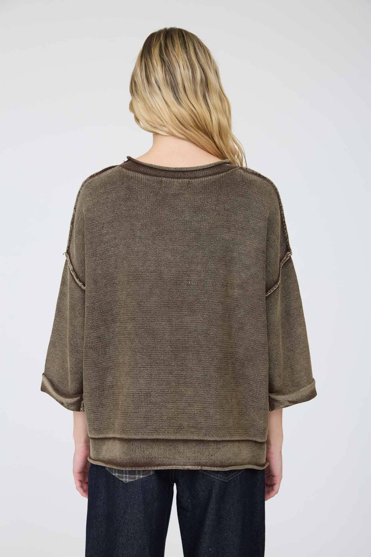 WASHED INVERTED SEAM SHORT SLEEVE SWEATSHIRT
