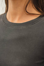 GARMENT DYE RIBBED CREWNECK LONGSLEEVE BASIC TOP
