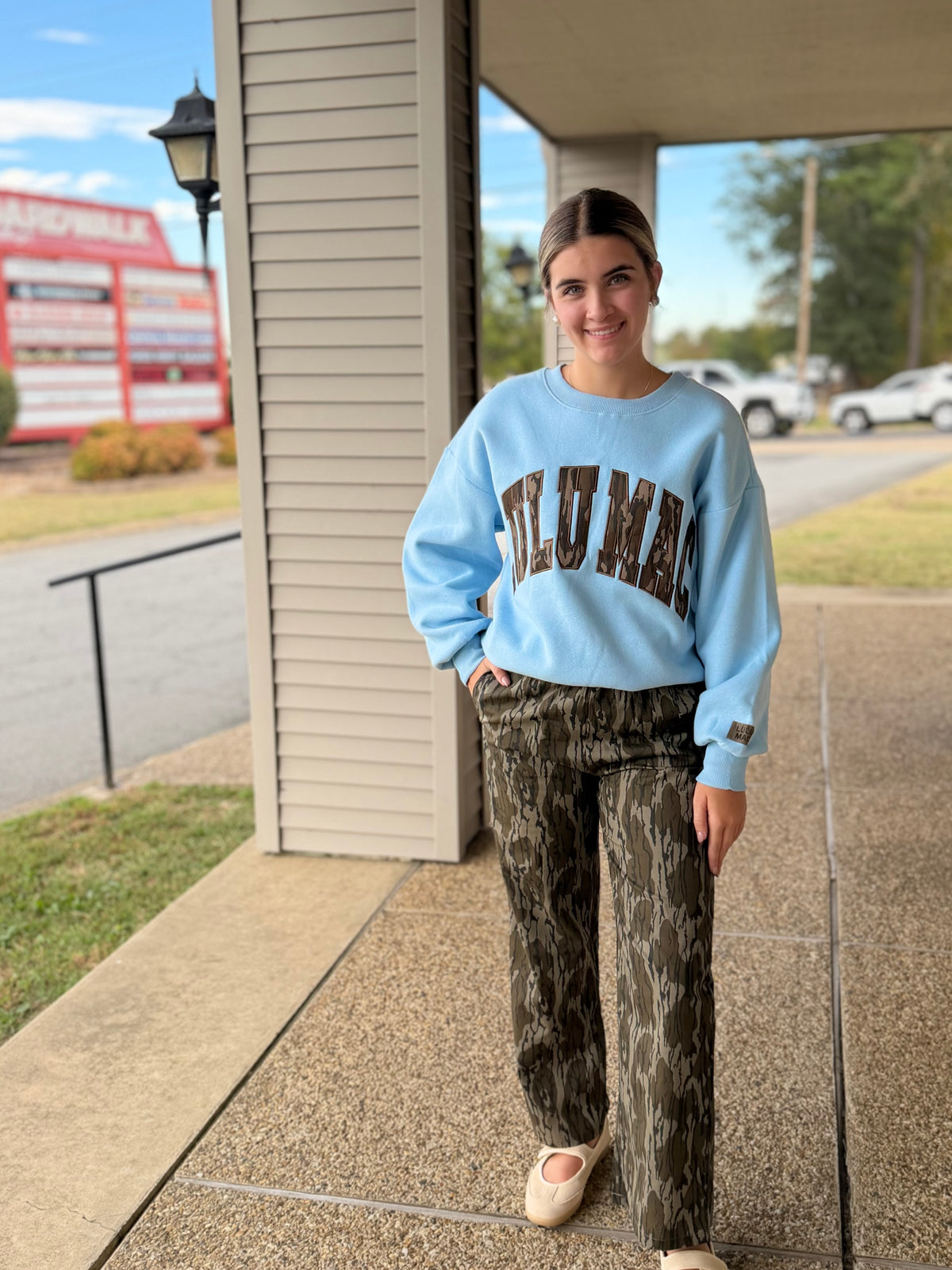 Light Blue Mossy Oak Bottomland