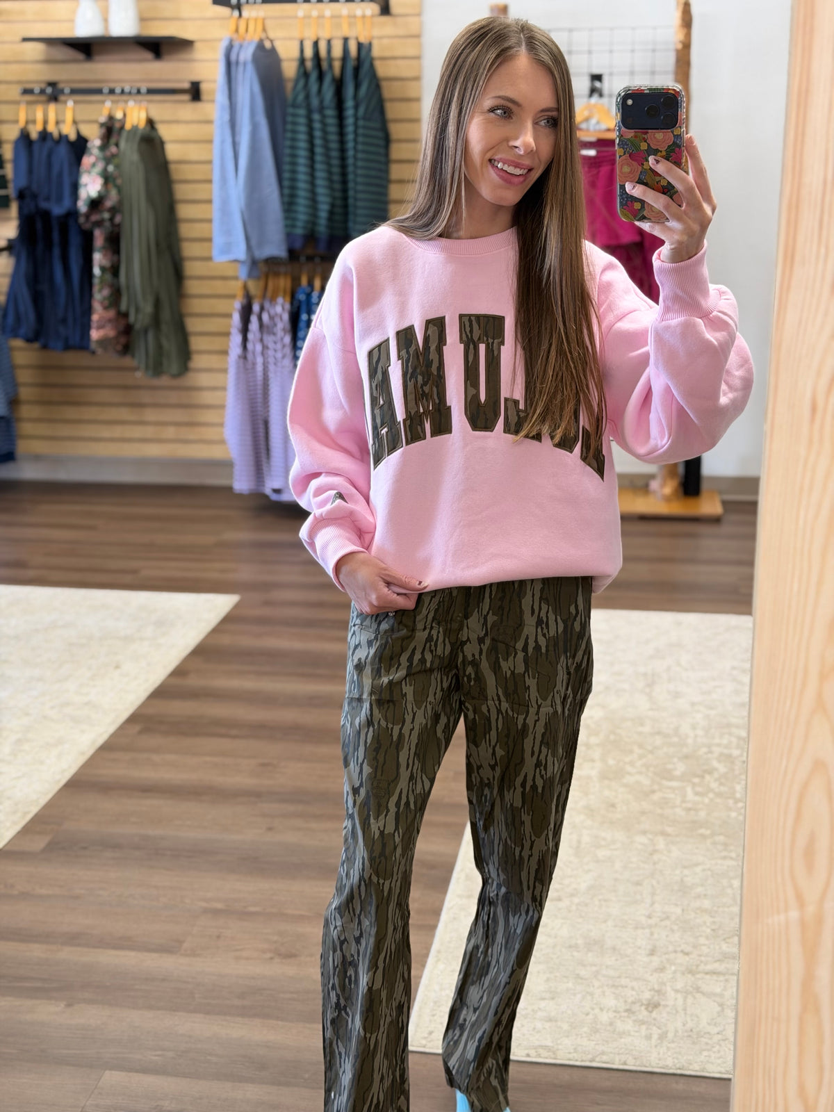 Light Pink Mossy Oak Bottomland