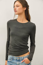 GARMENT DYE RIBBED CREWNECK LONGSLEEVE BASIC TOP