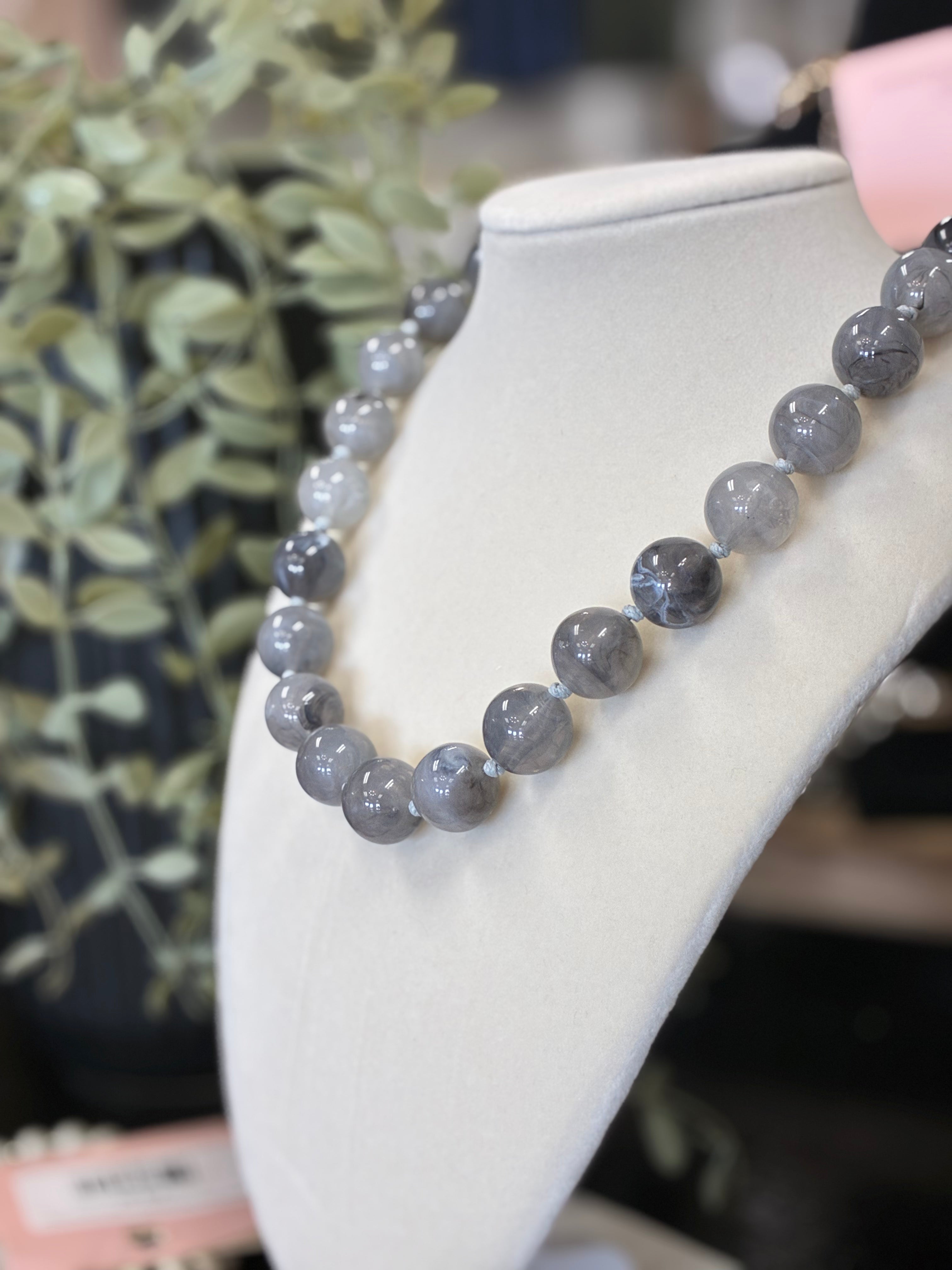Colorful Resin Round Bead Rope Necklace