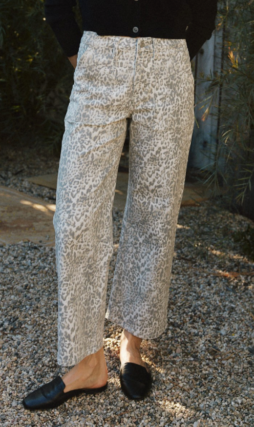 High Rise Patch Pocket Leopard Print Baggy Wide Jeans