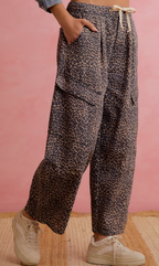 Leopard Barrel Pants with Cargo Pocket