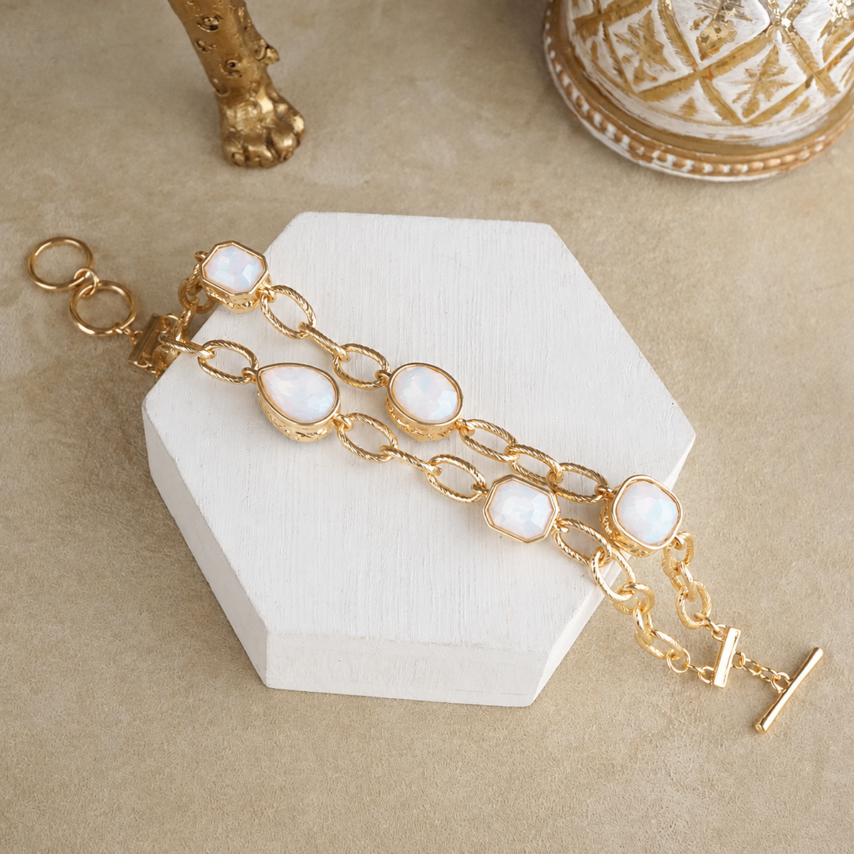 Brilliant Bond – Statement Chain Bracelets with Reflective Crystals