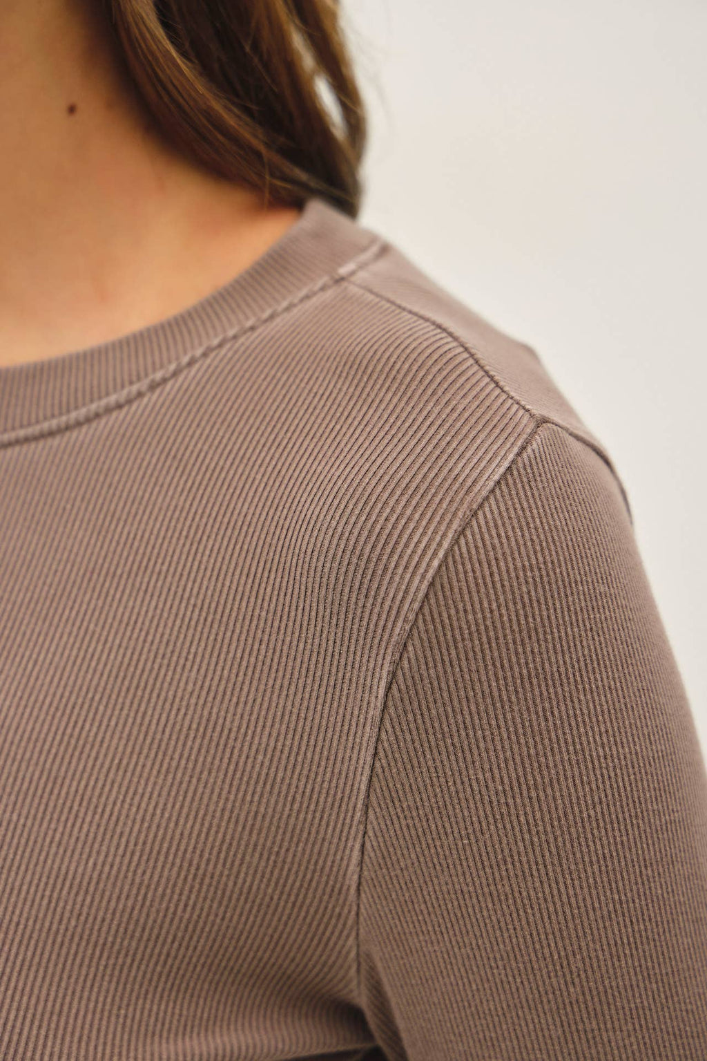 GARMENT DYE RIBBED CREWNECK LONGSLEEVE BASIC TOP